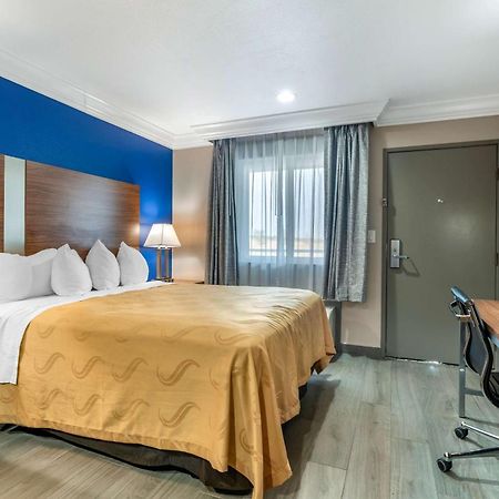 Quality Inn & Suites バカビル エクステリア 写真