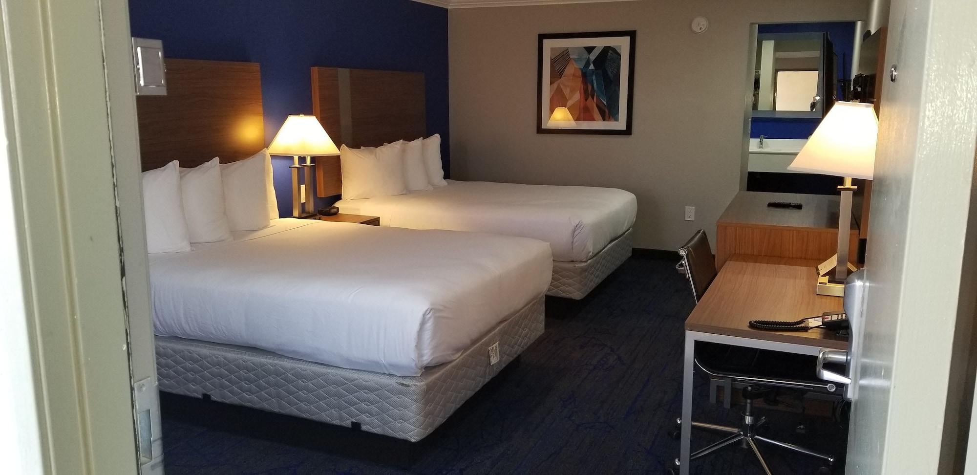 Quality Inn & Suites バカビル エクステリア 写真