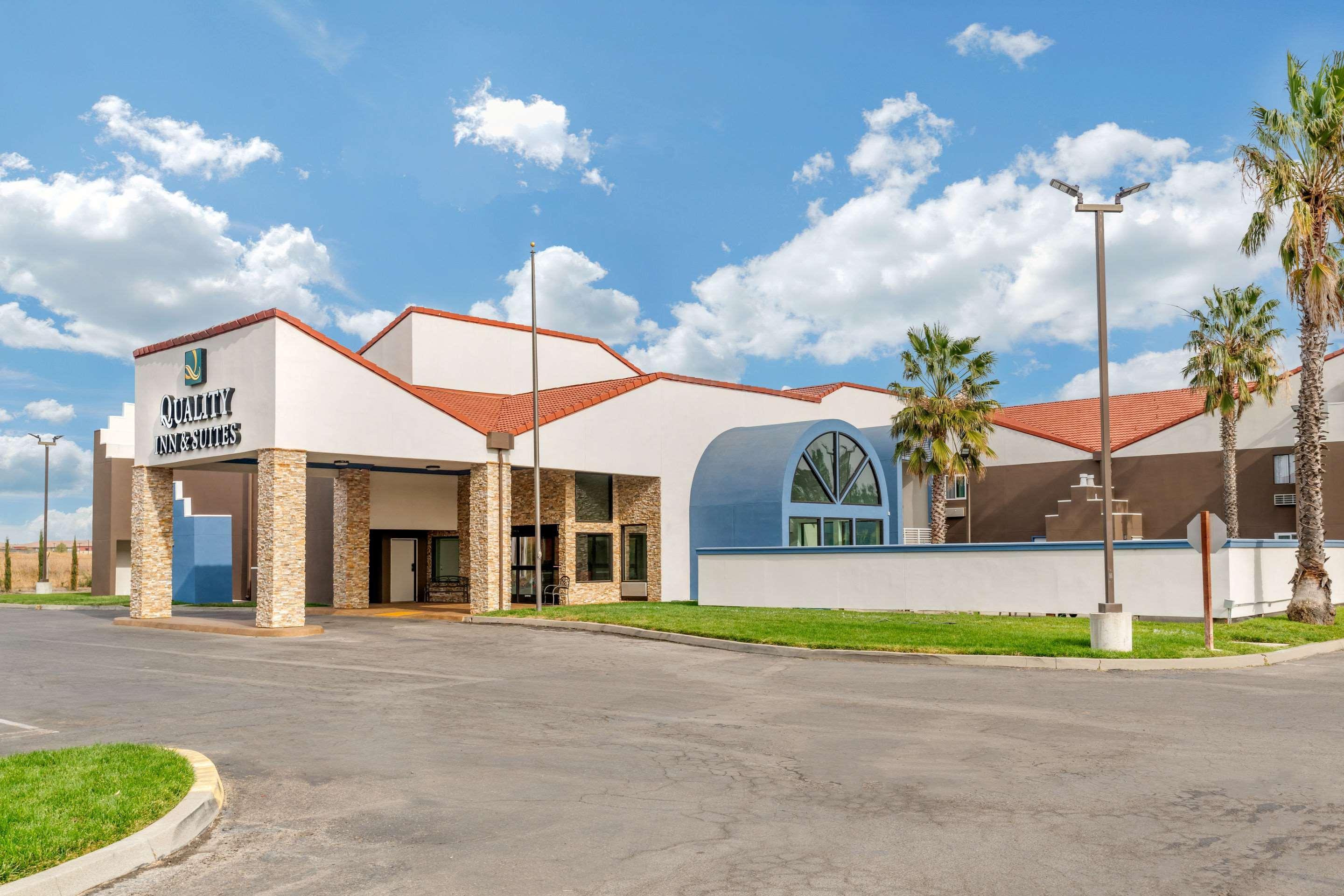 Quality Inn & Suites バカビル エクステリア 写真